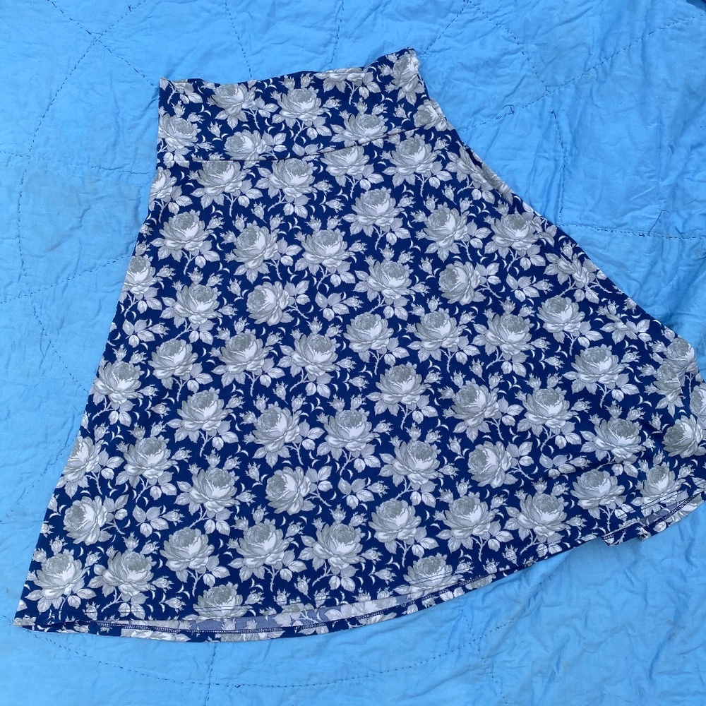 Like New M Lularoe Azure Skirt Slinky